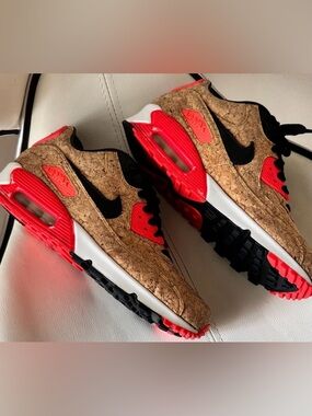 Nike Cork Air Max Women’s Size 9.5/Men’s 8. Pre-owned.